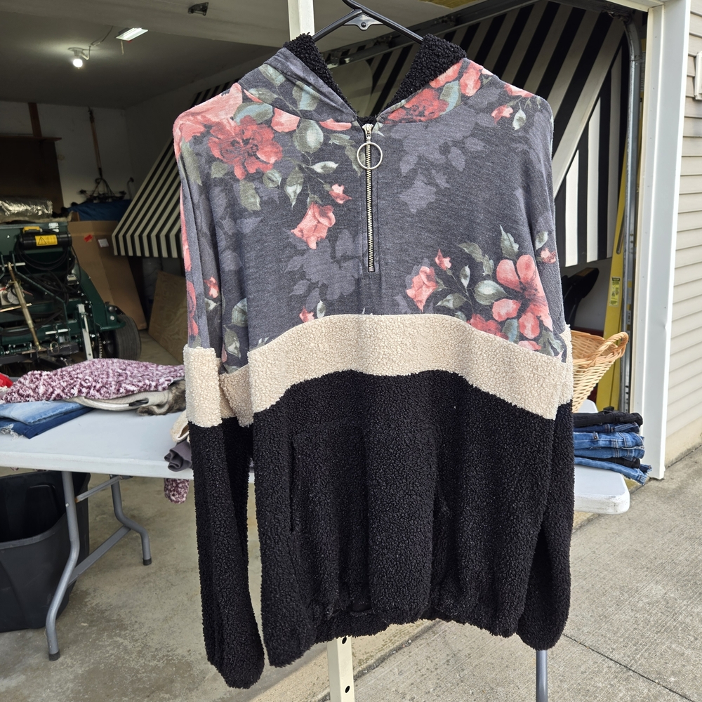 Floral Gray and Black Women's Sweater